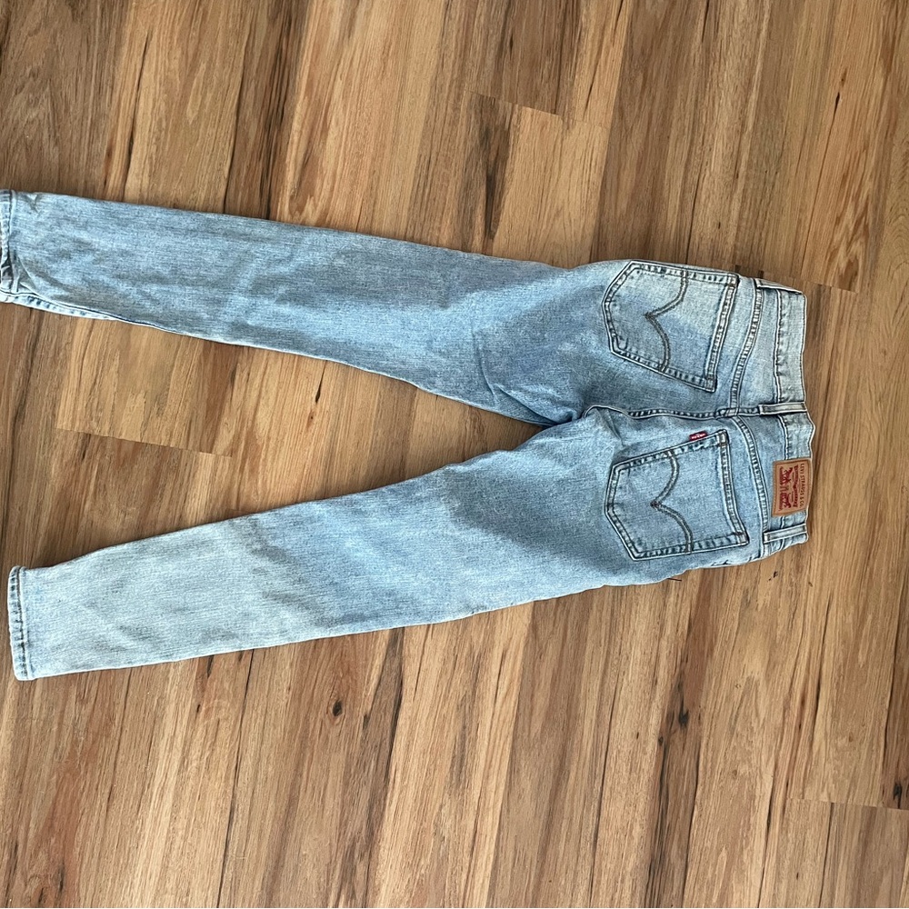 Levi’s wedgie skinny size 26
